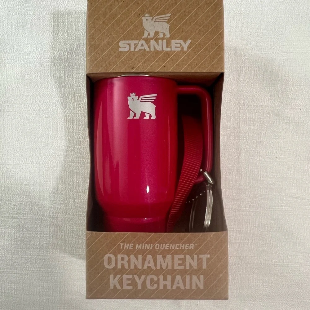 Stanley Red Mini Tumbler Keychain - Picture 1 of 2